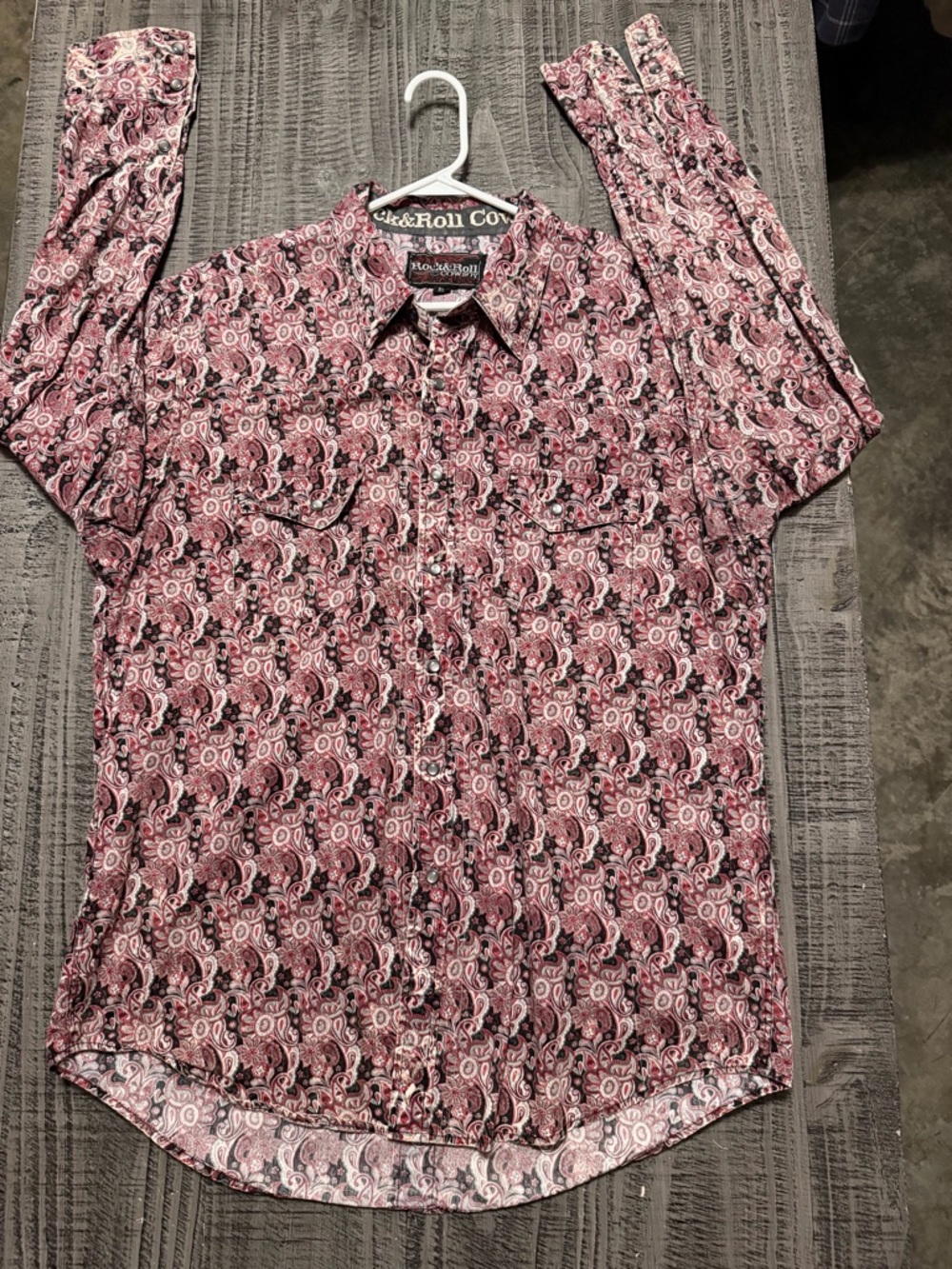 Rock & Roll Cowboy Men's Red Paisley Button-Down Shirt